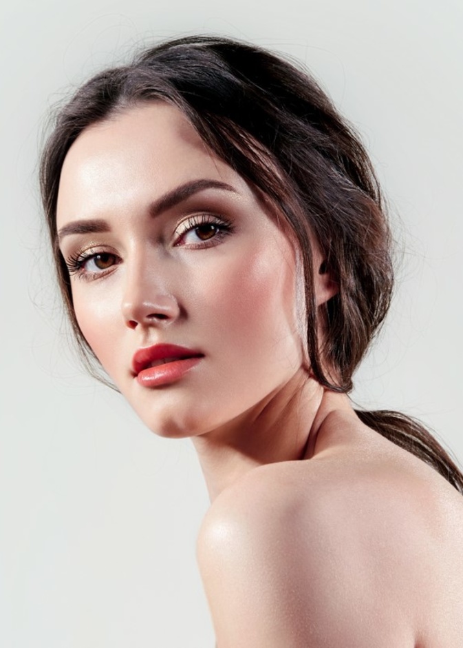 فوائد العسل والشبة لتبييض الوجه وأفضل الماسكات