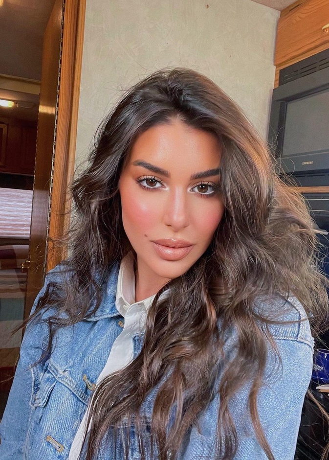 نصائح لتطبيق مكياج نيود من وحي أحدث إطلالات ياسمين صبري الجمالية