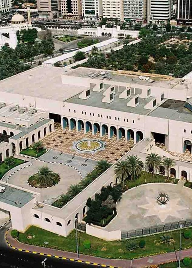 المجمع الثقافي في أبوظبي.. منبر ثقافي يعكس إبداعات الفنون والثقافة الإماراتية 