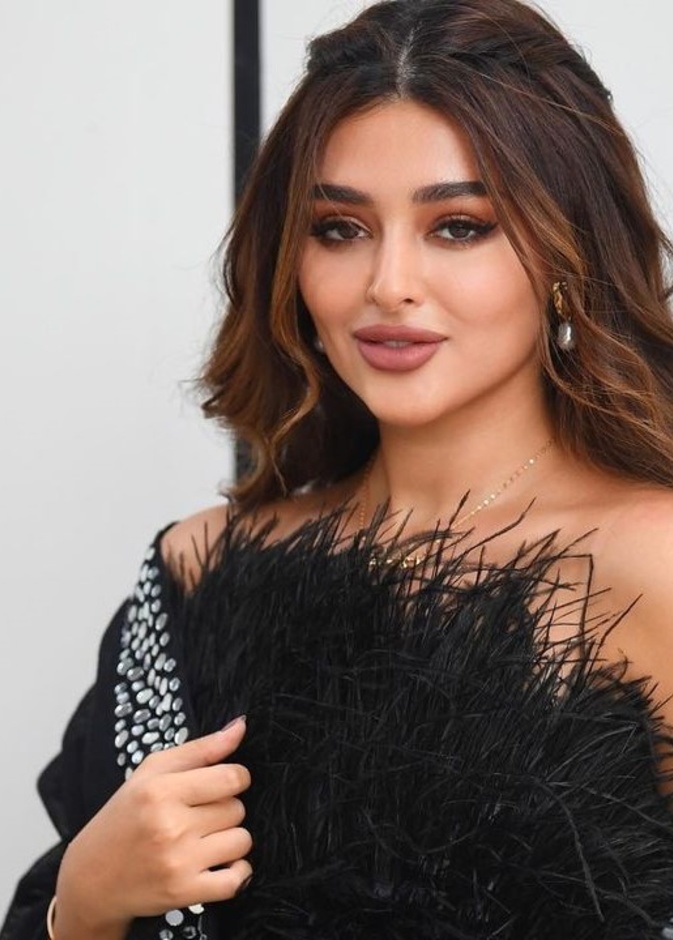 صيحات جمالية لافتة مستوحاة من المدونة السعودية ألين سليمان