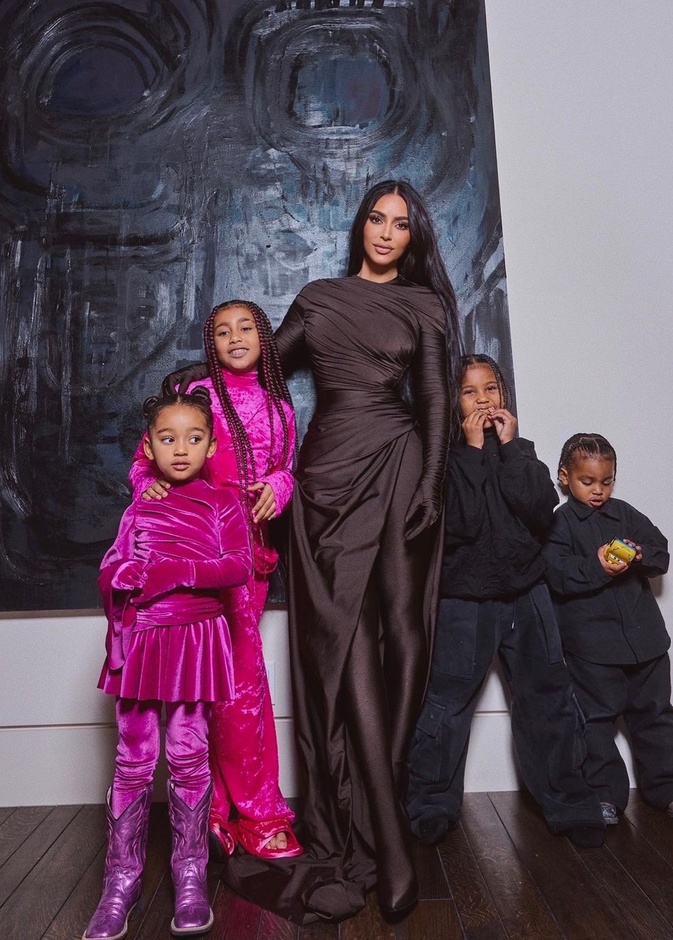 أبناء كيم كارداشيان