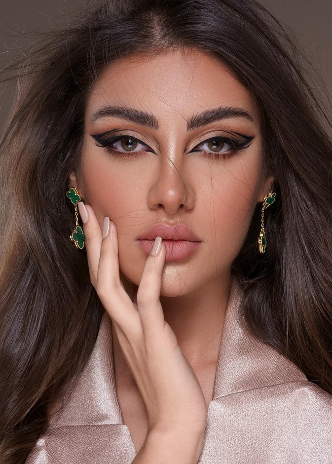 صيحات مكياج لافتة من وحي من خبيرة التجميل السعودية رملا عبد المجيد