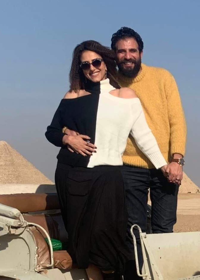 حنان مطاوع وزوجها