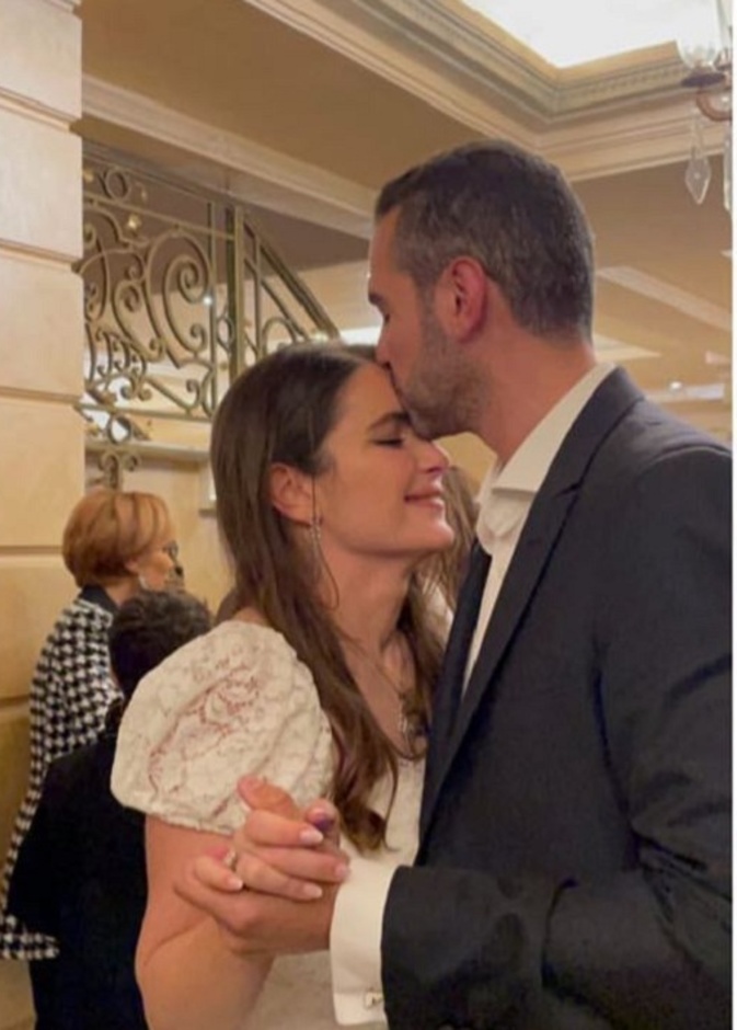 شام الذهبي وزوجها