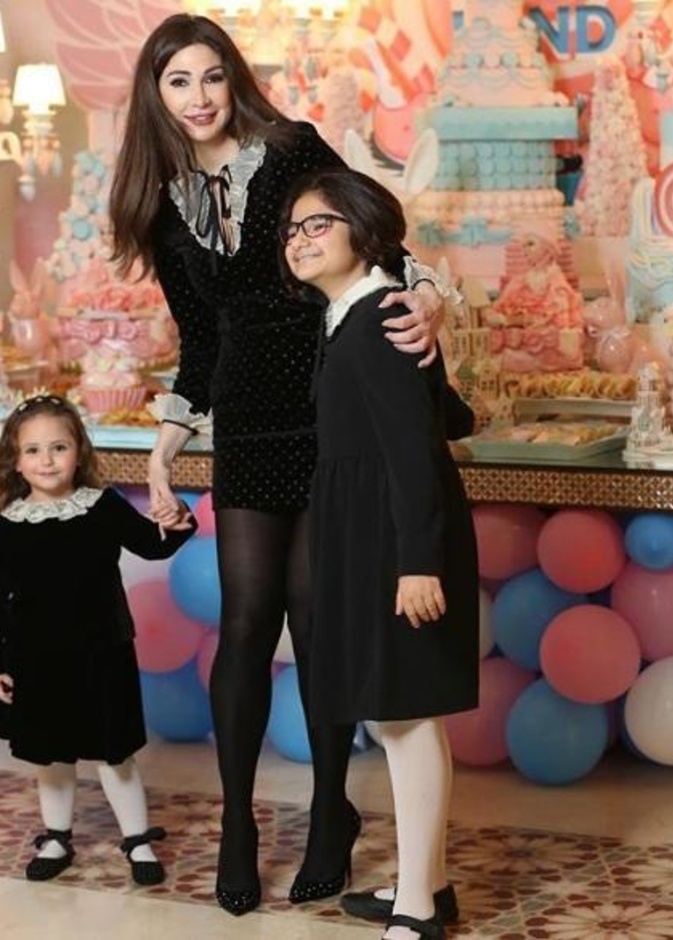 الإعلامية ديما صادق تكشف عن اسم وجنس طفلها الثالث المنتظر 