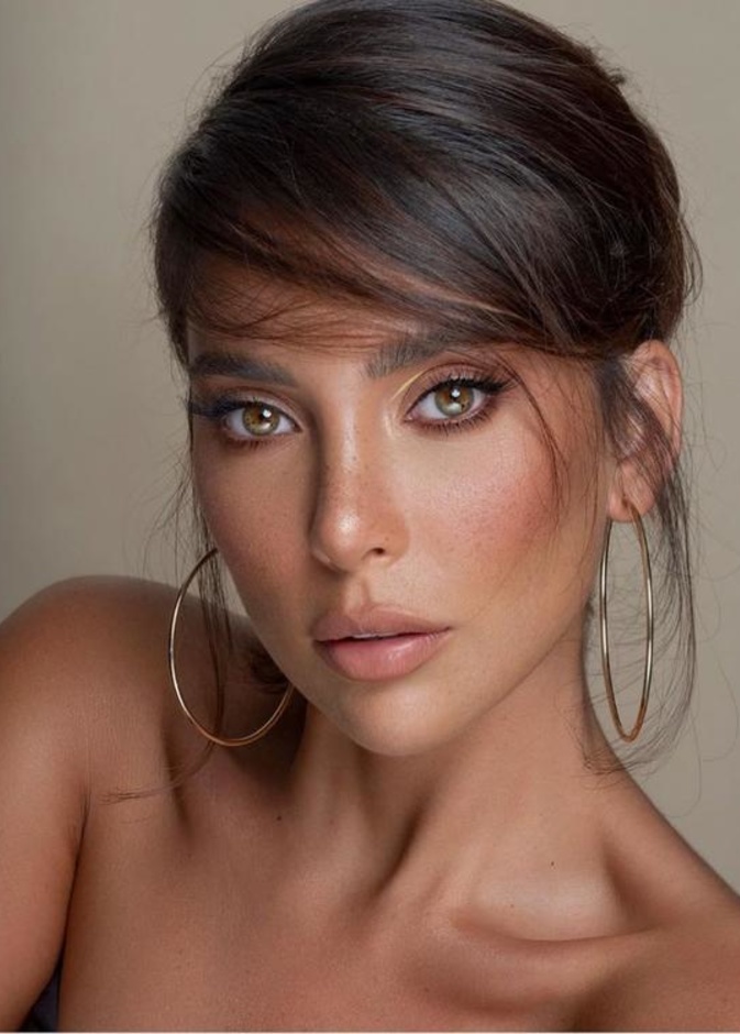 أبرز صيحات جمالية لافتة مستوحاة من لين برنجكجي زوجة معتصم النهار