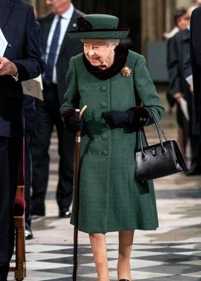 لماذا ارتدت سيدات العائلة المالكة البريطانية اللون الأخضر في حفل تأبين الأمير فيليب؟