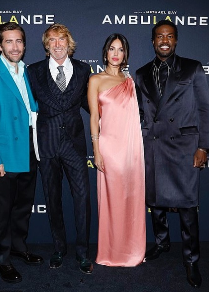 العرض الخاص لفيلم "Ambulance"