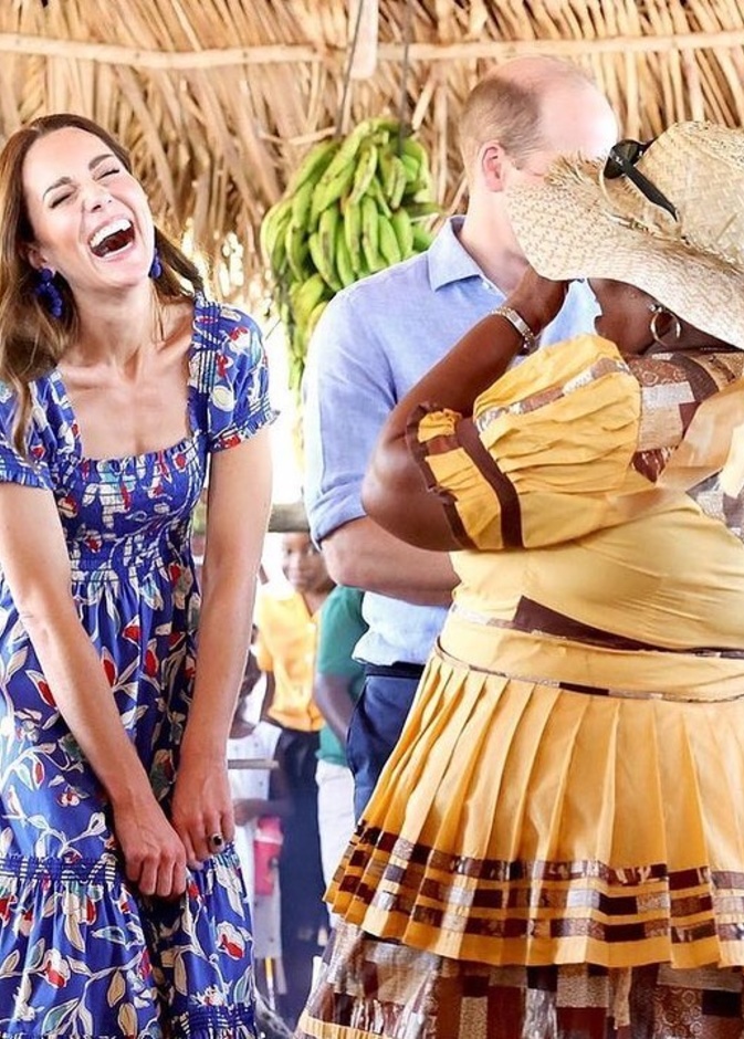 وليام وكيت يستعرضان مهارتهما في الرقص في زيارة لمزرعة محلية في بيليز