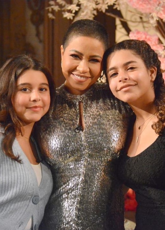 شيرين عبد الوهاب وابنتيها