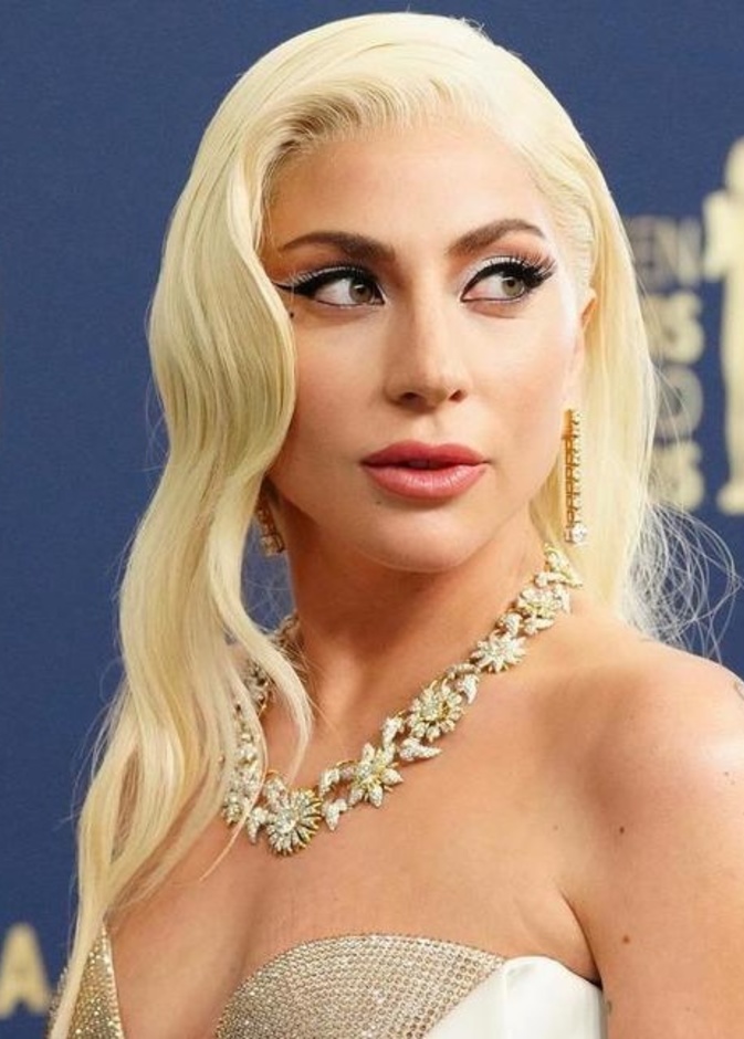 أفضل إطلالات ليدي غاغا الجمالية بمناسبة عيد ميلادها 
