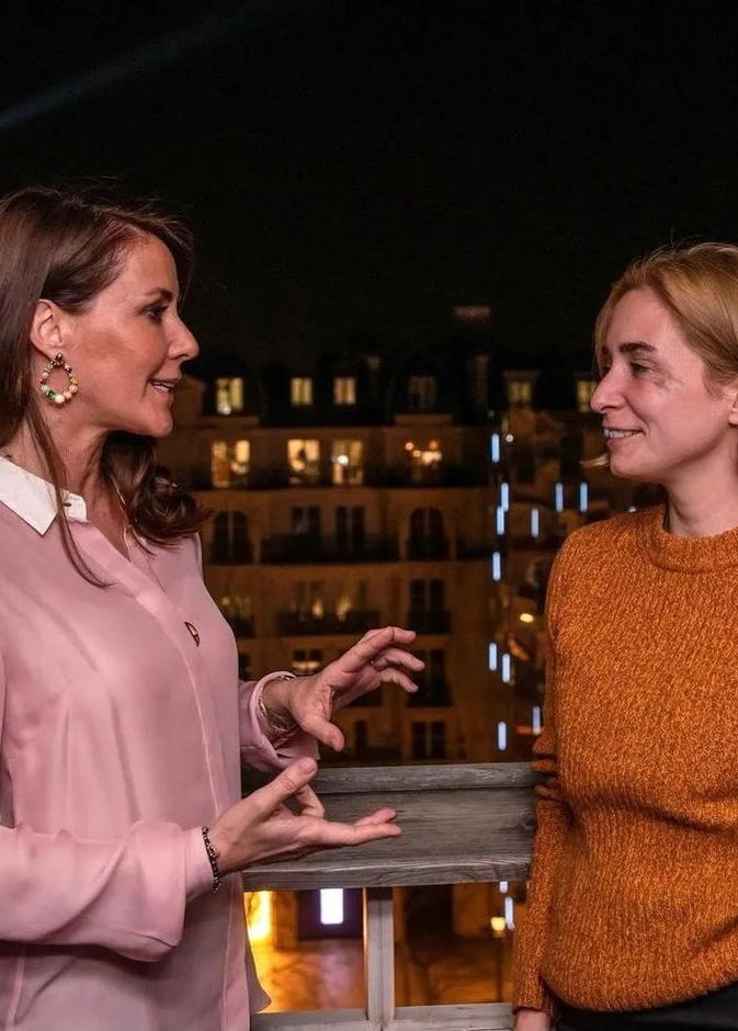 الأميرة ماريا في افتتاح معرض جديد في باريس