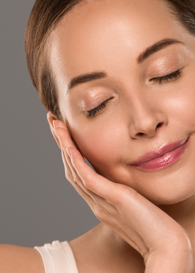  أفضل نصائح أطباء الجلدية للعناية ببشرة العروس