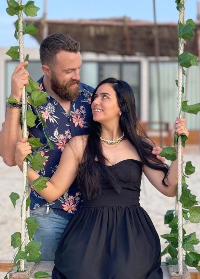 عزة زعرور ترزق بطفلها الأول وتكشف عن صعوبات واجهتها خلال ولادتها