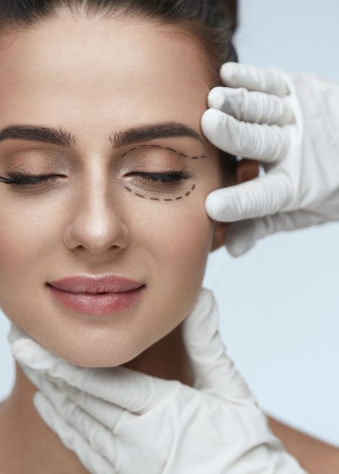 مميزات عملية شد الجفون بدون جراحة وأهم نتائجها