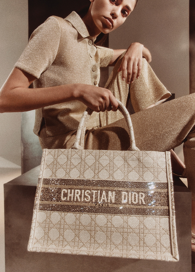 ديور تقدّم المجموعة الكبسولة ديور أور Dior Or