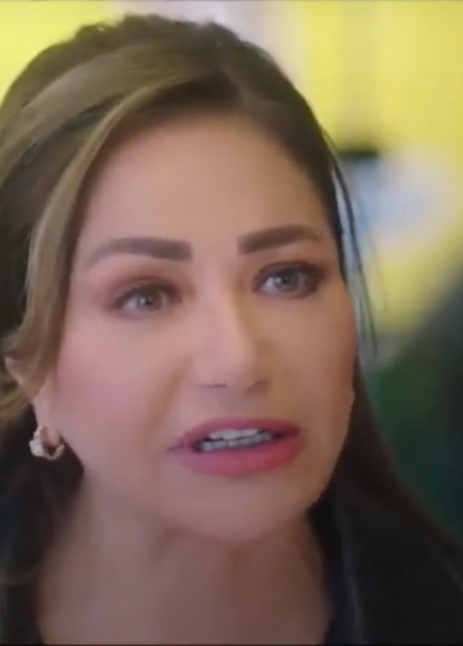 ليلى علوي في مسلسل "دنيا تانية" 