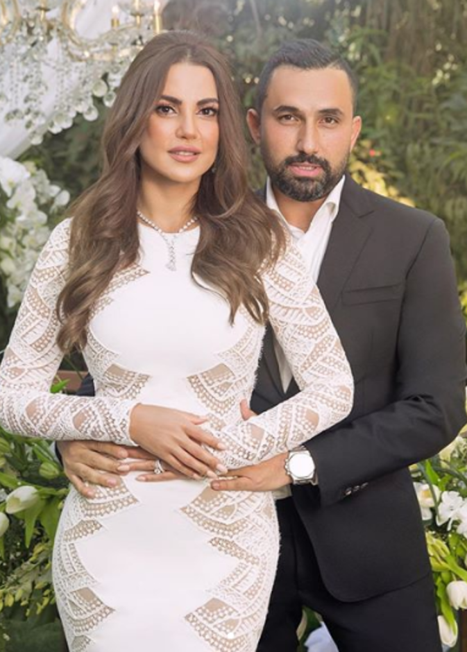 درة زروق مع عريسها في حفل عقد قرانها =- انستغرام الفنانة
