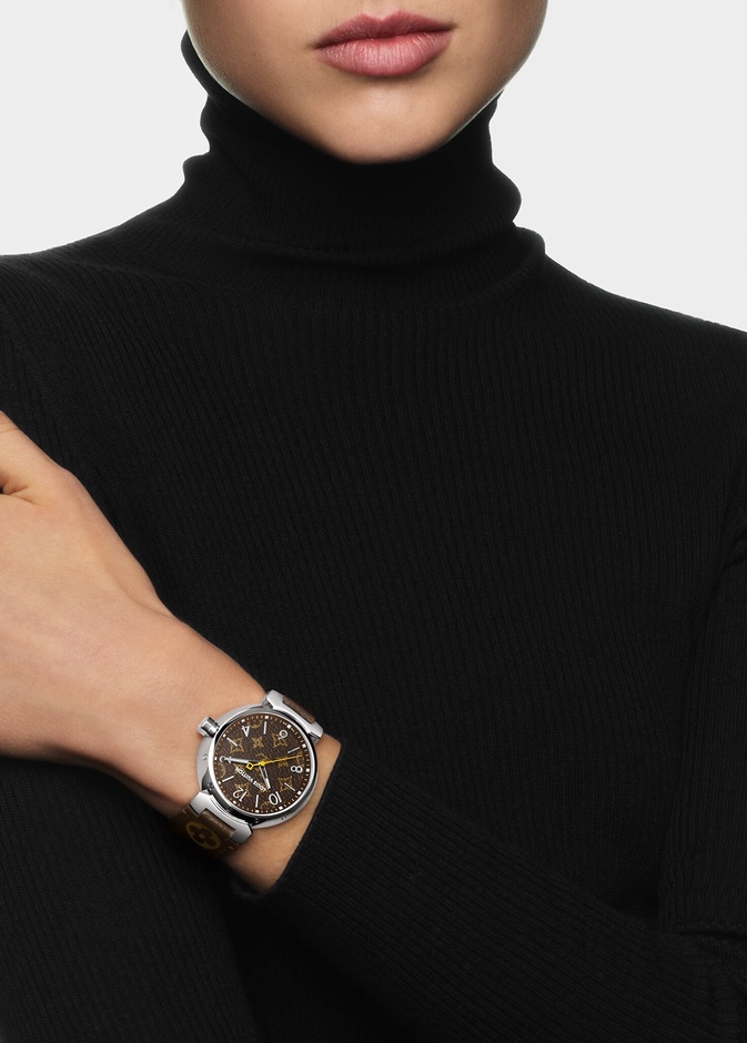 ساعة نسائية مميزة تناسب يوم عملي⁩