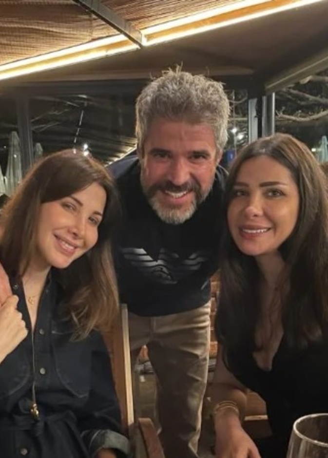 نانسي عجرم تحتفل بعيد ميلاد شقيقها نبيل عجرم بأجواء عائلية