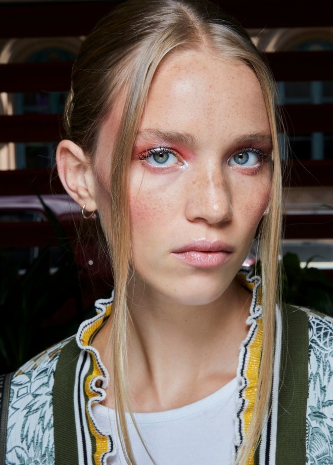 3 طرق سهلة لوضع مكياج بألوان الباستيل في رمضان 2022