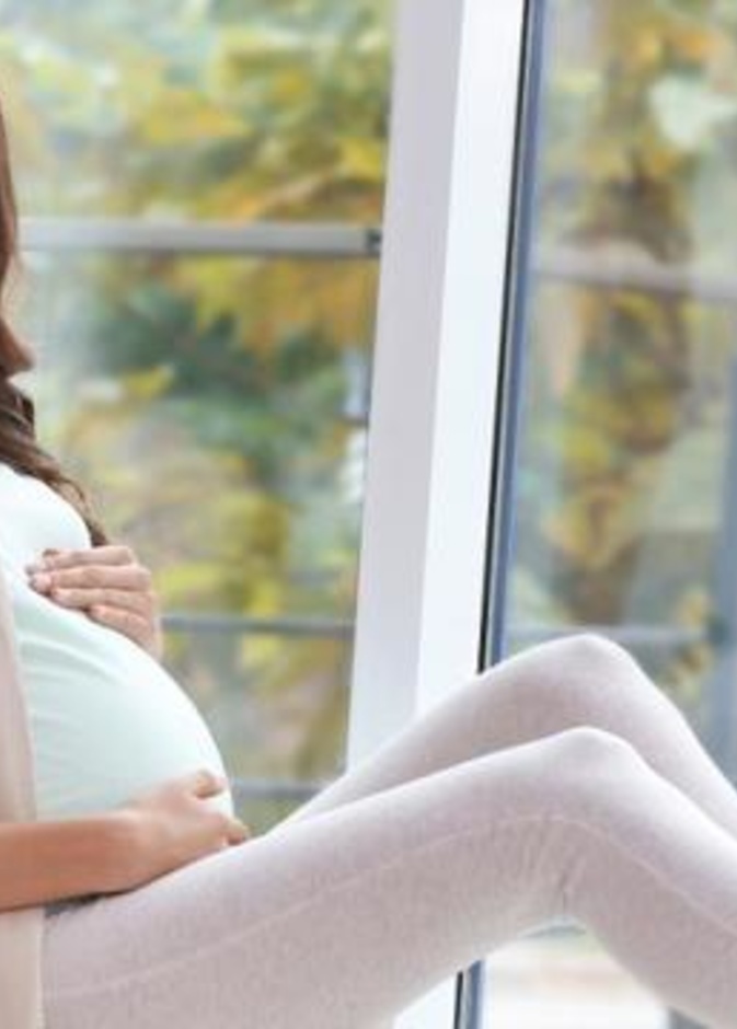 هل يمكن استخدام التمر لتسهيل الولادة الطبيعية