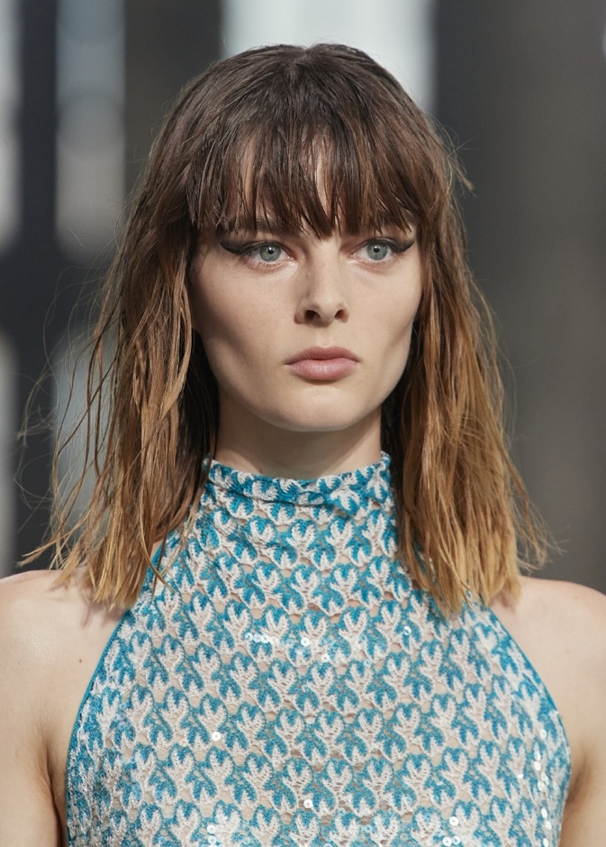 تسريحات شعر عصرية مع الغرة المبللة من دار Missoni