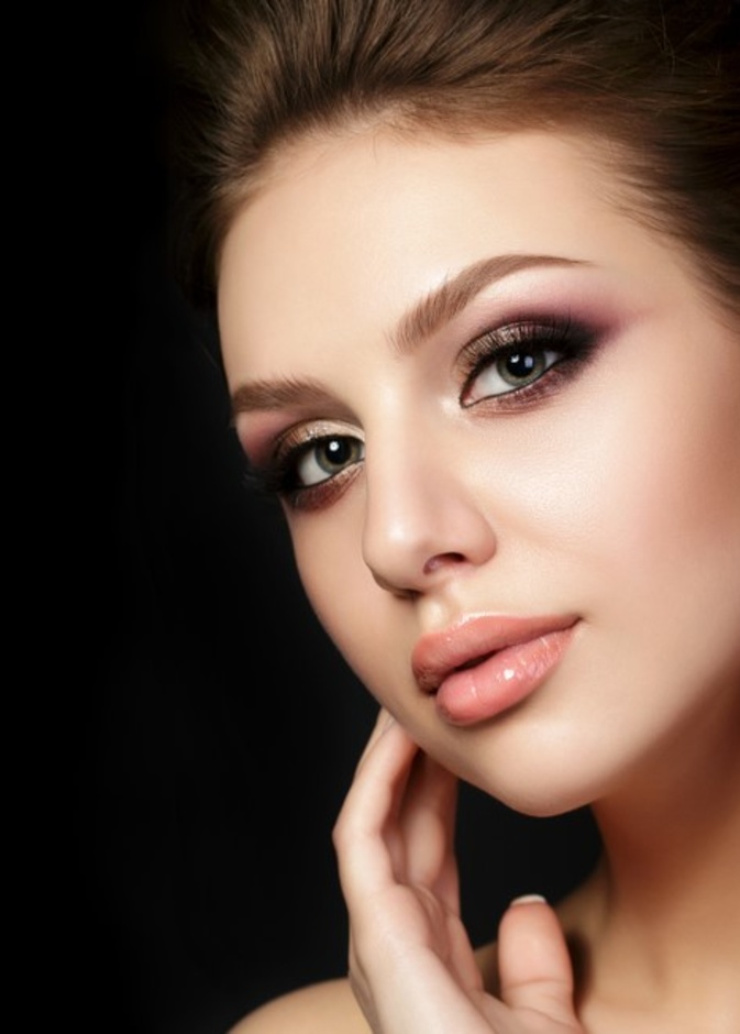 خطوات عمل مكياج راقي لعزومات رمضان قبل العيد