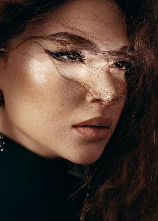  طريقة رسم العين بالآيلاينر مع بسام فتوح - الصورة من حسابه على انستغرام