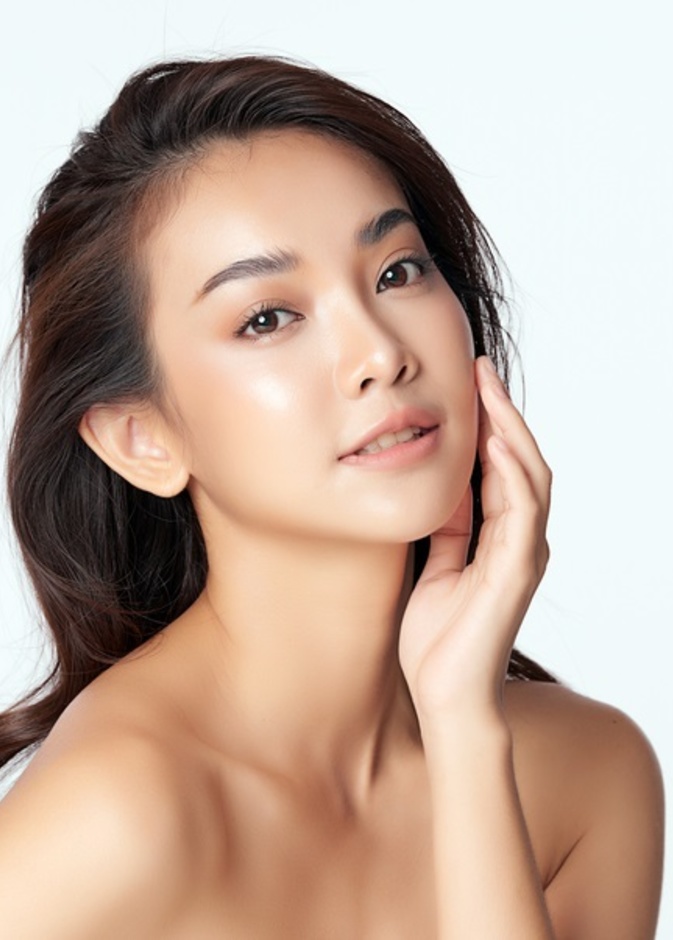 فوائد زيت الخوخ للبشرة الدهنية وطرق إستخدامها