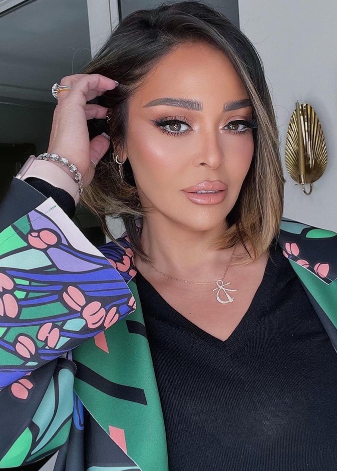  مكياج لتكبير رسمة العين على طريقة داليا البحيري - الصورة من حسابها على انستغرام