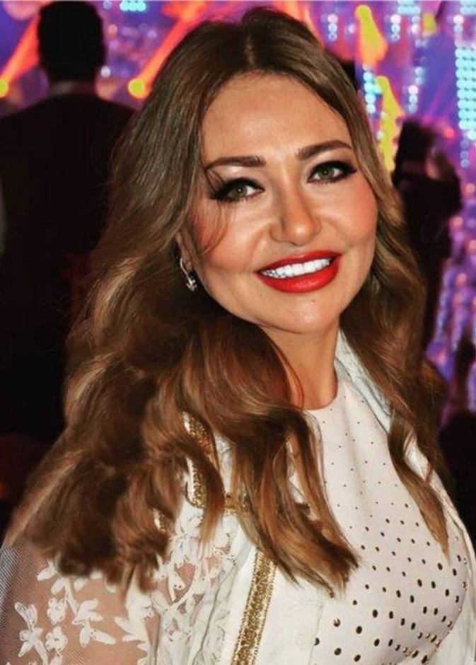 نصائح جمالية للحصول على بشرة شابة من وحي ليلى علوي
