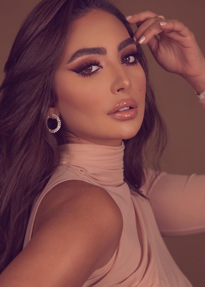 صيحات جمالية استوحيها من نور غندو بطلة مسلسل "من شارع الهرم إلى .."