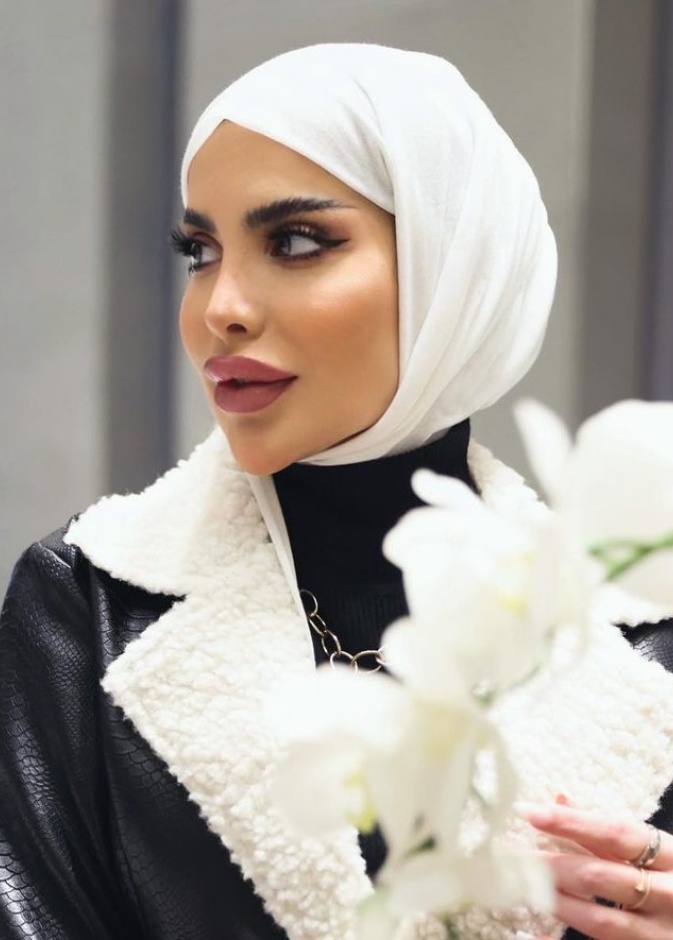 الفاشنيستا الكويتية زوري أشكناني