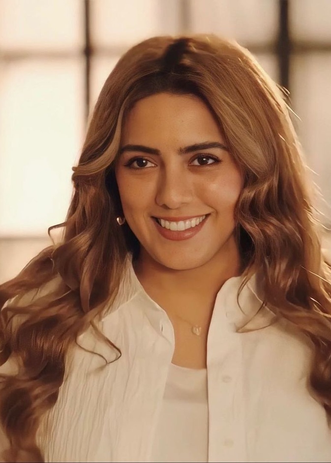 هيا عبدالسلام تنتقد عمليات تجميل الفنانات