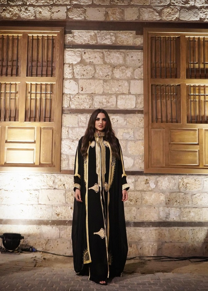 درة بالجبة التونسية الشهيرة