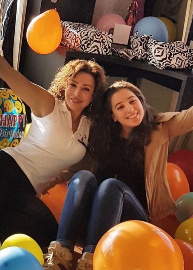  سوزان نجم الدين تحتفل بعيد ميلاد ابنتها الشابة بطريقة مميزة 