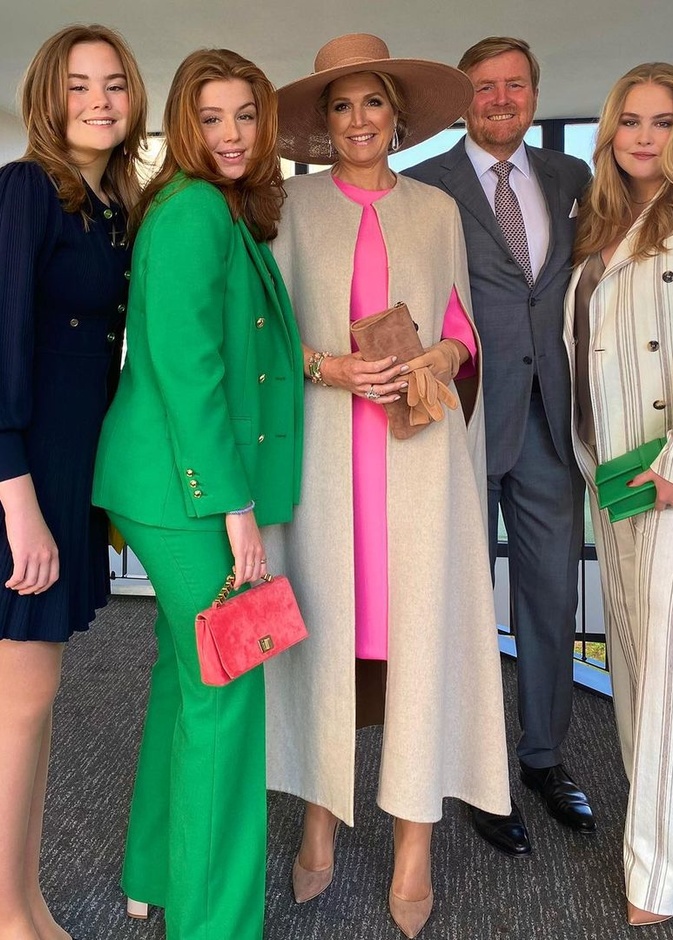 العائلة المالكة الهولندية ترقص احتفالا بعيد ميلاد الملك ويليام ألكساندر