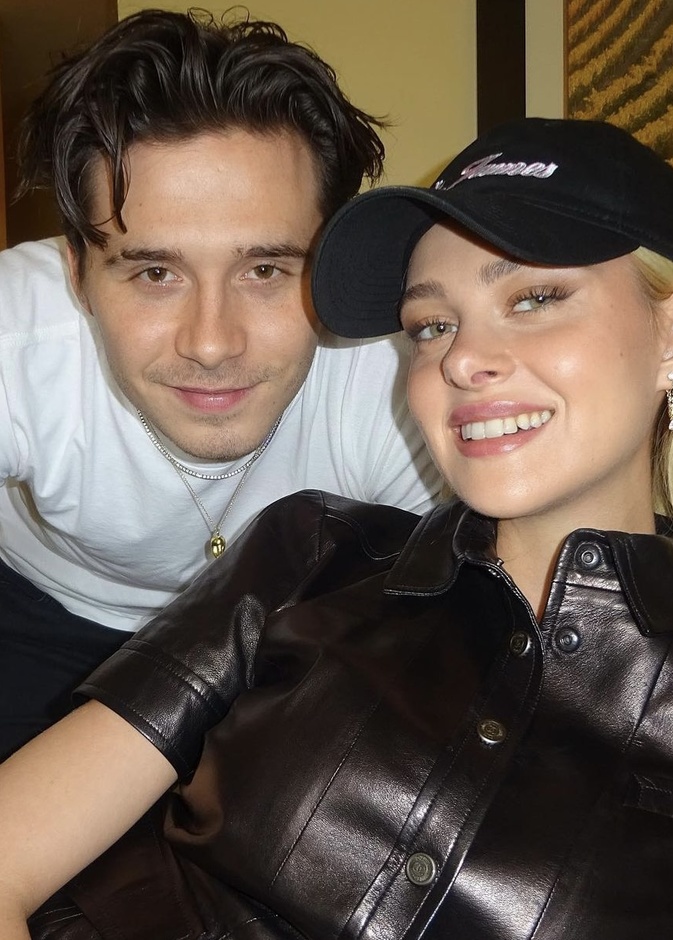 بروكلين بيكهام ونيكولا بيلتز