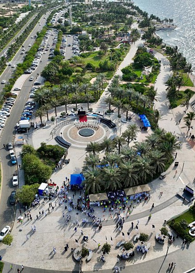 تجربة رمضانية ساحرة للإفطار على شاطئ عروس البحر الأحمر جدة