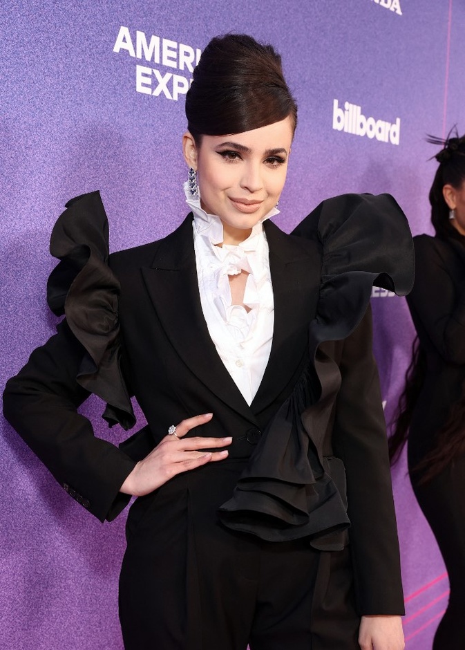 صوفيا كارسون خلال حفل Billboard Women in Music 2022