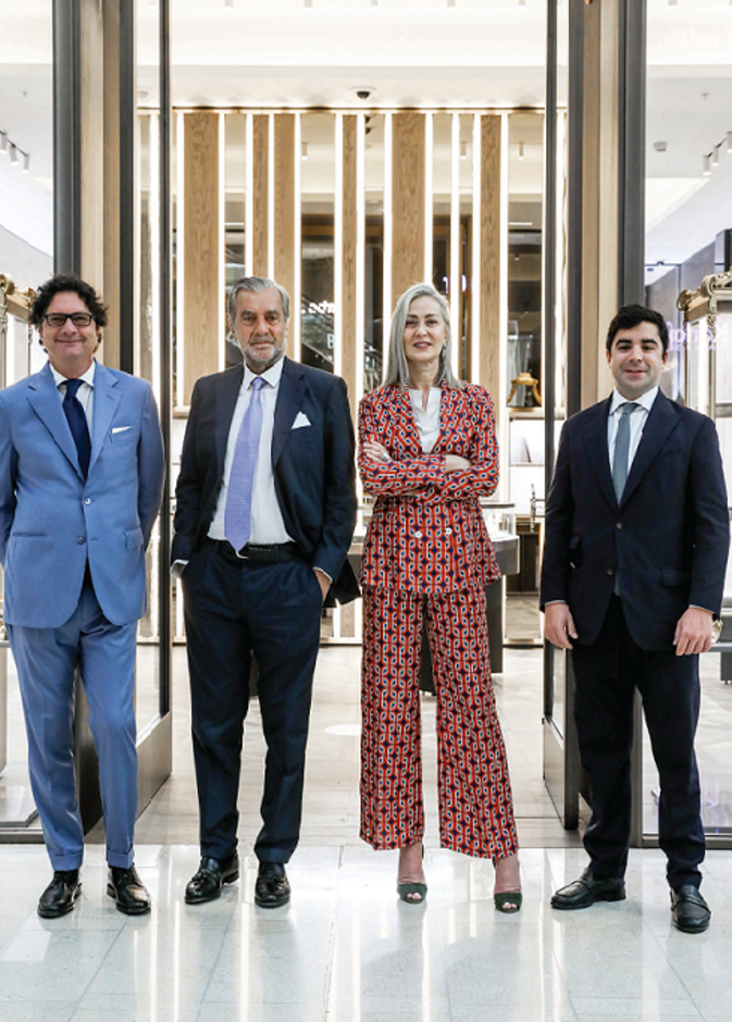 "فيليبو بوتشيلاتي" و"ماريا كريستينا بوتشيلاتي" و"أندريا بوتشيلاتي" و"لوكا بوتشيلاتي"