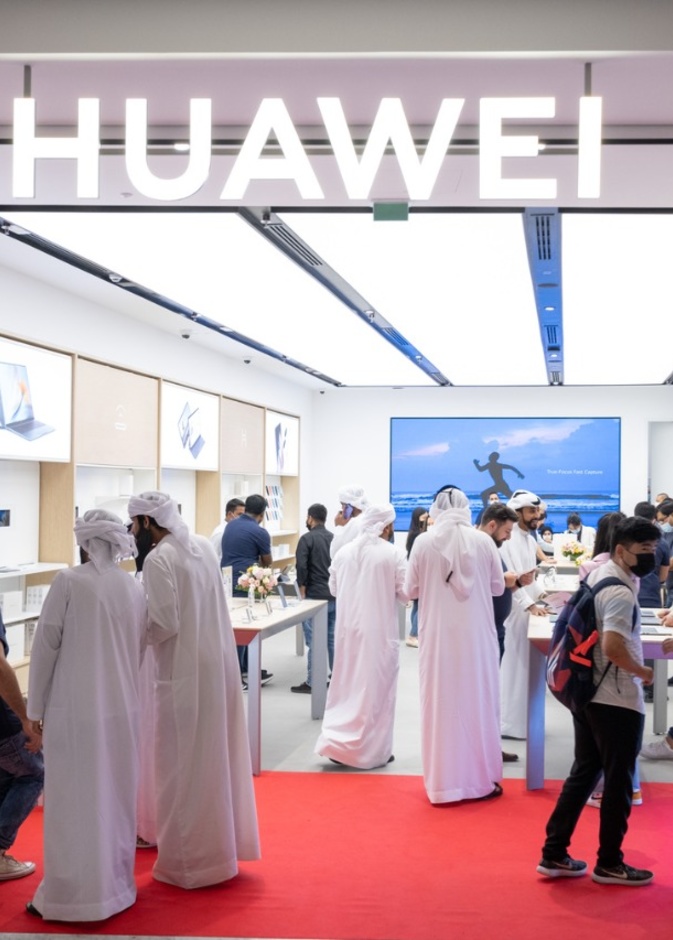 أول متاجر تجربة هواوي تفتح أبوابها في أبو ظبي والشارقة