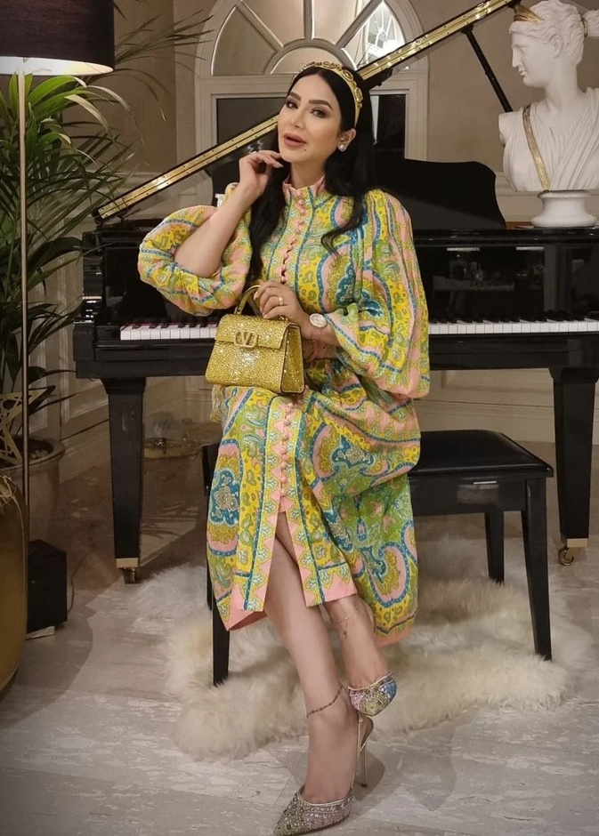 إطلالة لجين عمران