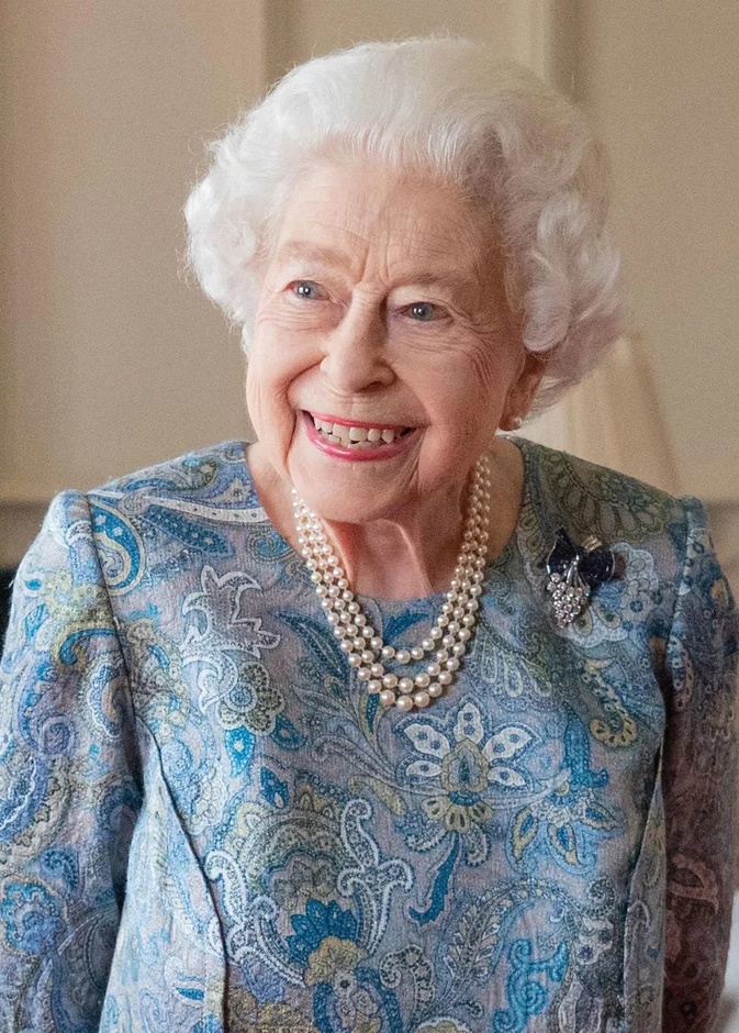 ملكة بريطانيا 