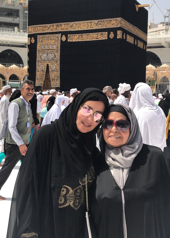 سمية الخشاب ووالدتها