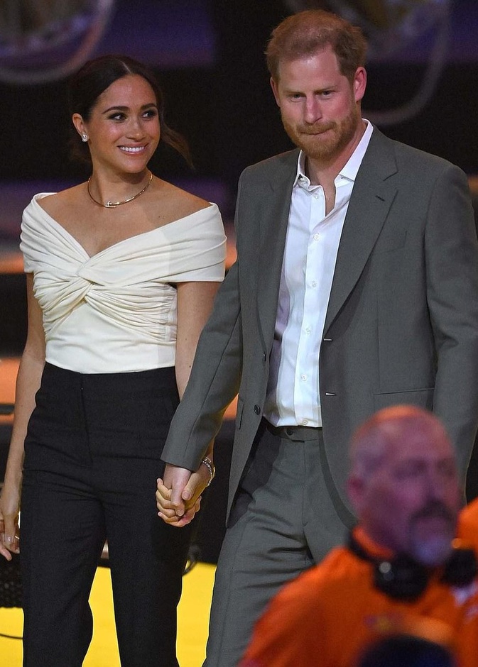 انتقادات لميغان وهاري بسبب تقديم ميغان له بلقبه الرسمي في دورة ألعاب انفيكتس