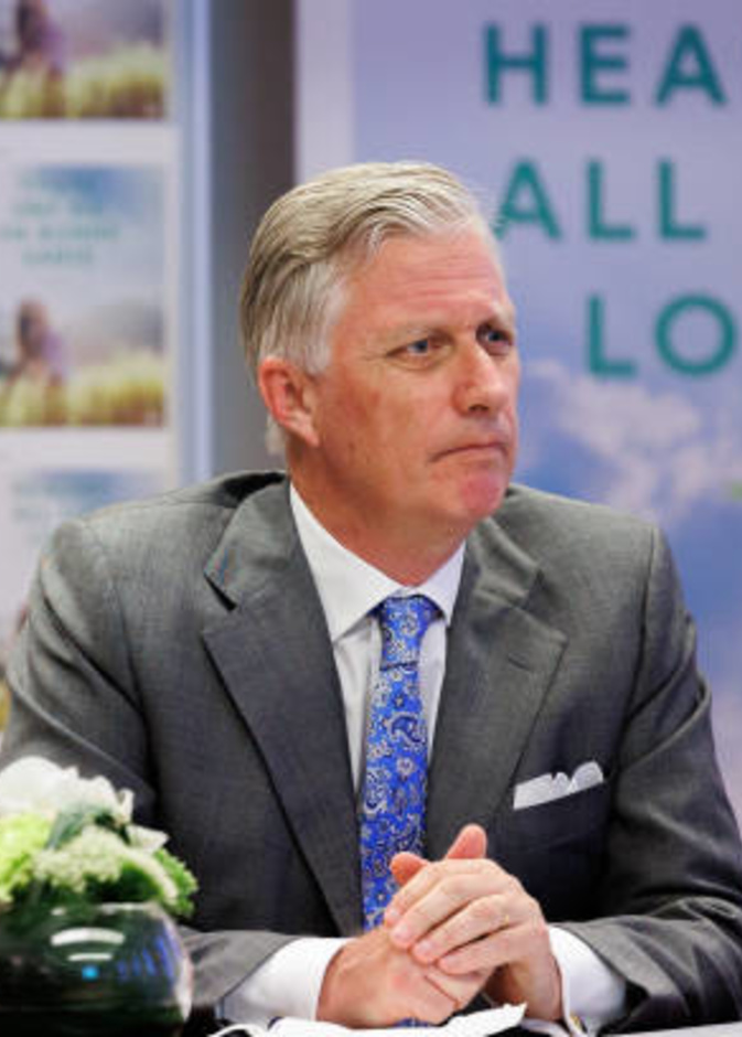 ملك بلجيكا يزور مركز للصحة والعلوم الوطنية