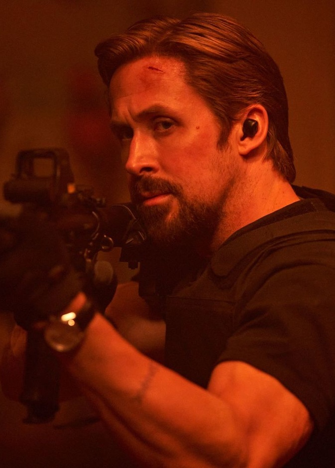 شاهد الصور الأولى للفيلم المنتظر "THE GRAY MAN" 