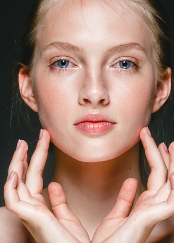 التقشير الكيميائي للبشرة لعلاج مشاكل الجلد في رمضان 2022